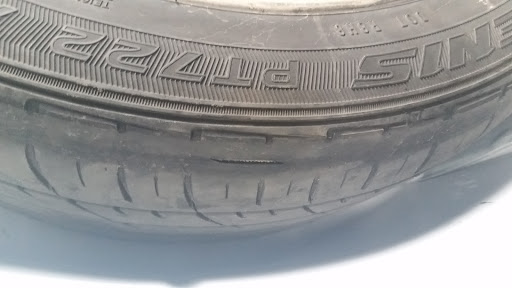 Tire Shop «Discount Tire Store - Everett, WA», reviews and photos, 8125 Evergreen Way, Everett, WA 98203, USA