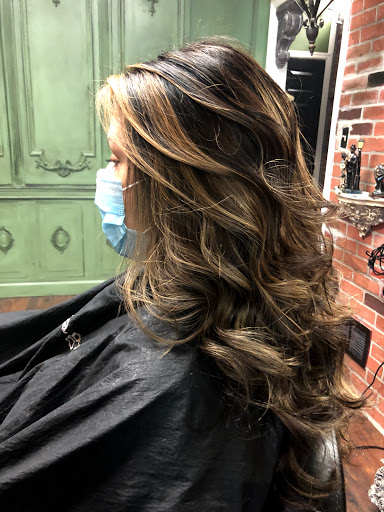 Beauty Salon «Vintage Hair Salon», reviews and photos, 113 S Broadway St, South Amboy, NJ 08879, USA