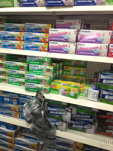 Dollar Store «Dollar Tree», reviews and photos, 900 San Fernando Rd, San Fernando, CA 91340, USA