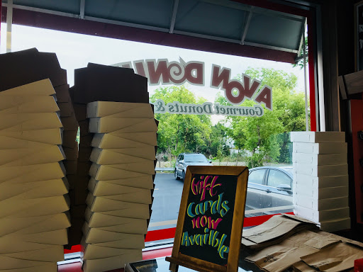 Donut Shop «Avon Donuts Inc», reviews and photos, 45324 Woodward Ave, Pontiac, MI 48341, USA