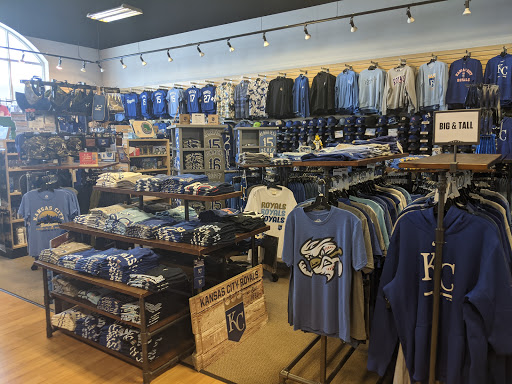 Sportswear Store «Rally House Boardwalk», reviews and photos, 8650 N Boardwalk Ave, Kansas City, MO 64154, USA