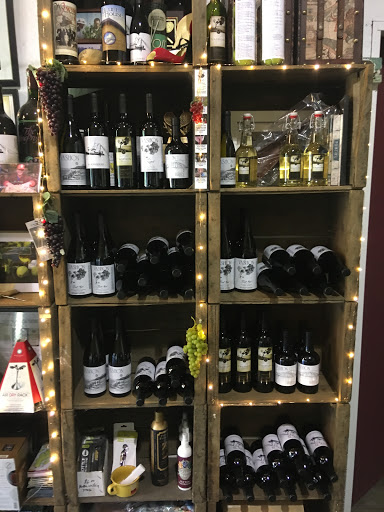 Winery «Vashon Winery», reviews and photos, 10317 SW 156th St, Vashon, WA 98070, USA