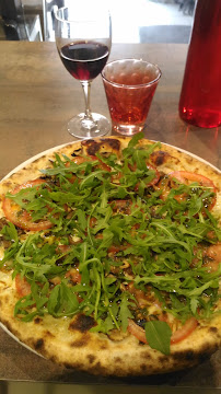 Plats et boissons du Pizzeria Pizza Mongelli Toulouse Saint-Cyprien - n°15