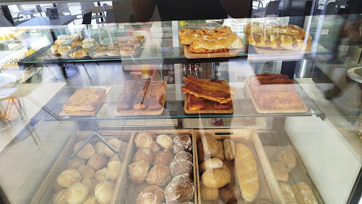 Pastelaria Minhota no Trofa, Porto