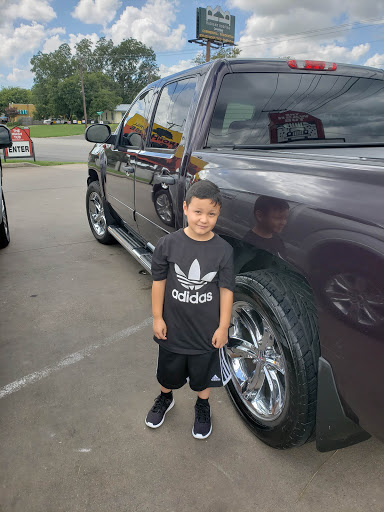 Car Detailing Service «The Wash Tub», reviews and photos, 1054 N Business Ih 35, New Braunfels, TX 78130, USA