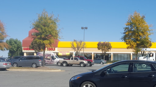 Hardware Store «Harbor Freight Tools», reviews and photos, 22330 S Sterling Blvd STE 101, Sterling, VA 20164, USA