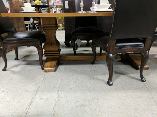 Discount Store «Bulldog Liquidators», reviews and photos, 130 NH-111, Hampstead, NH 03841, USA