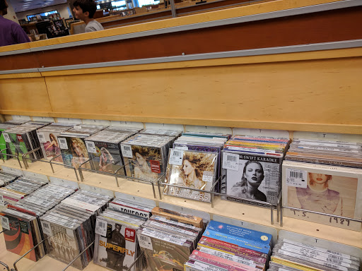 Book Store «Barnes & Noble», reviews and photos, 26751 Aliso Creek Rd, Aliso Viejo, CA 92656, USA