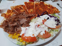 Plats et boissons du Restaurant turc Huningue Deniz Kebab - n°16