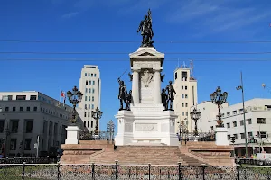 Plaza Sotomayor image