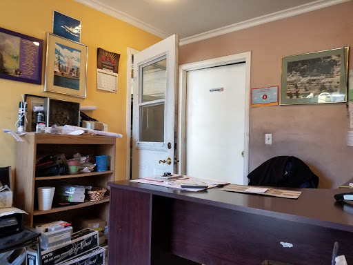 Auto Repair Shop «Confidence Auto Center», reviews and photos, 3947 Foothill Blvd, Glendale, CA 91214, USA