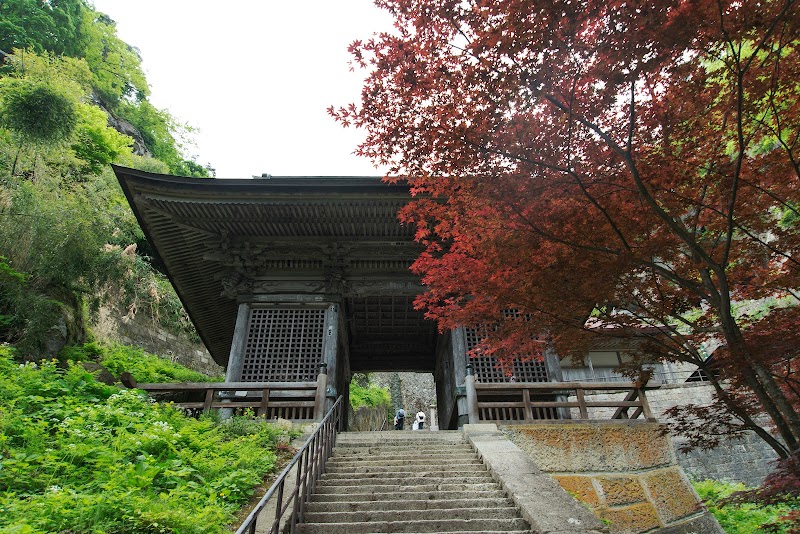 立石寺 仁王門