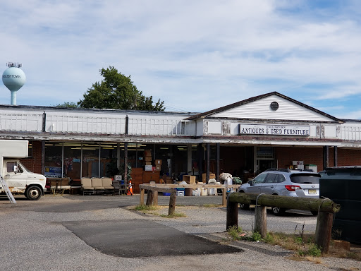 Antique Store «Englishtown Antiques & Used», reviews and photos, 42 Main St, Englishtown, NJ 07726, USA