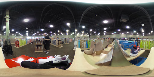 Shoe Store «DSW Designer Shoe Warehouse», reviews and photos, 2100 Park Manor Blvd, Pittsburgh, PA 15205, USA