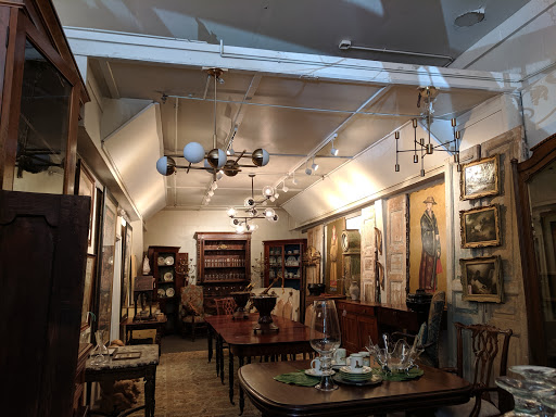 Antique Store «Baileywyck Antiques of Middleburg», reviews and photos, 21197 St Louis Rd, Middleburg, VA 20117, USA