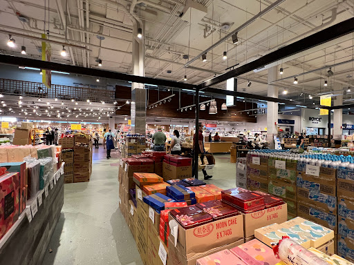 Asian Grocery Store «Uwajimaya», reviews and photos, 600 5th Ave S, Seattle, WA 98104, USA