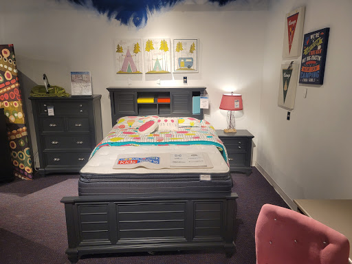 Furniture Store «Rooms To Go & Rooms To Go Kids Furniture Store - Dadeland (Miami)», reviews and photos, 7360 N Kendall Dr, Miami, FL 33156, USA