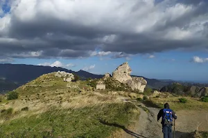 Rocca di Varva image