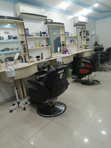 حلاق مان لوك 