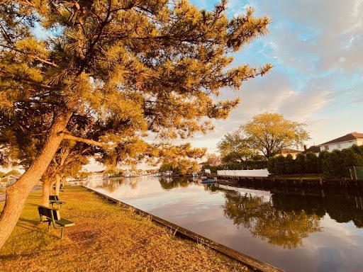 Park «John J Burns Park», reviews and photos, 4990 Merrick Rd, Massapequa Park, NY 11762, USA