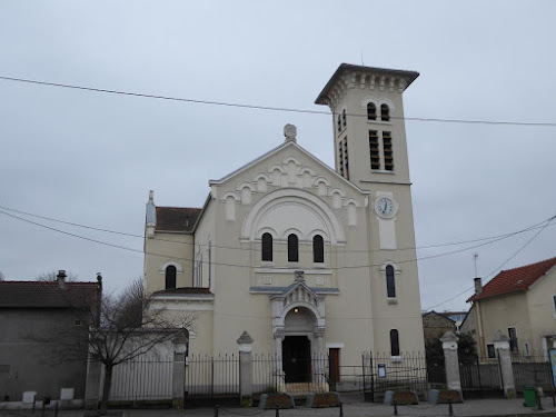 Église catholique Eglise Notre-Dame de Lourdes Les Pavillons-sous-Bois
