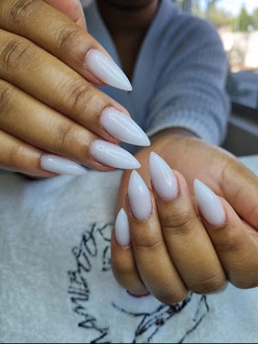 MamiibooNails & Beauty - Beauty salon