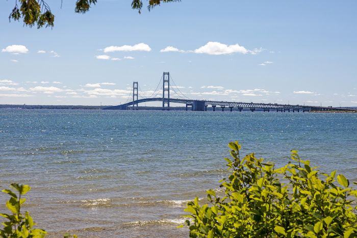 Park near Bridgeview Motel