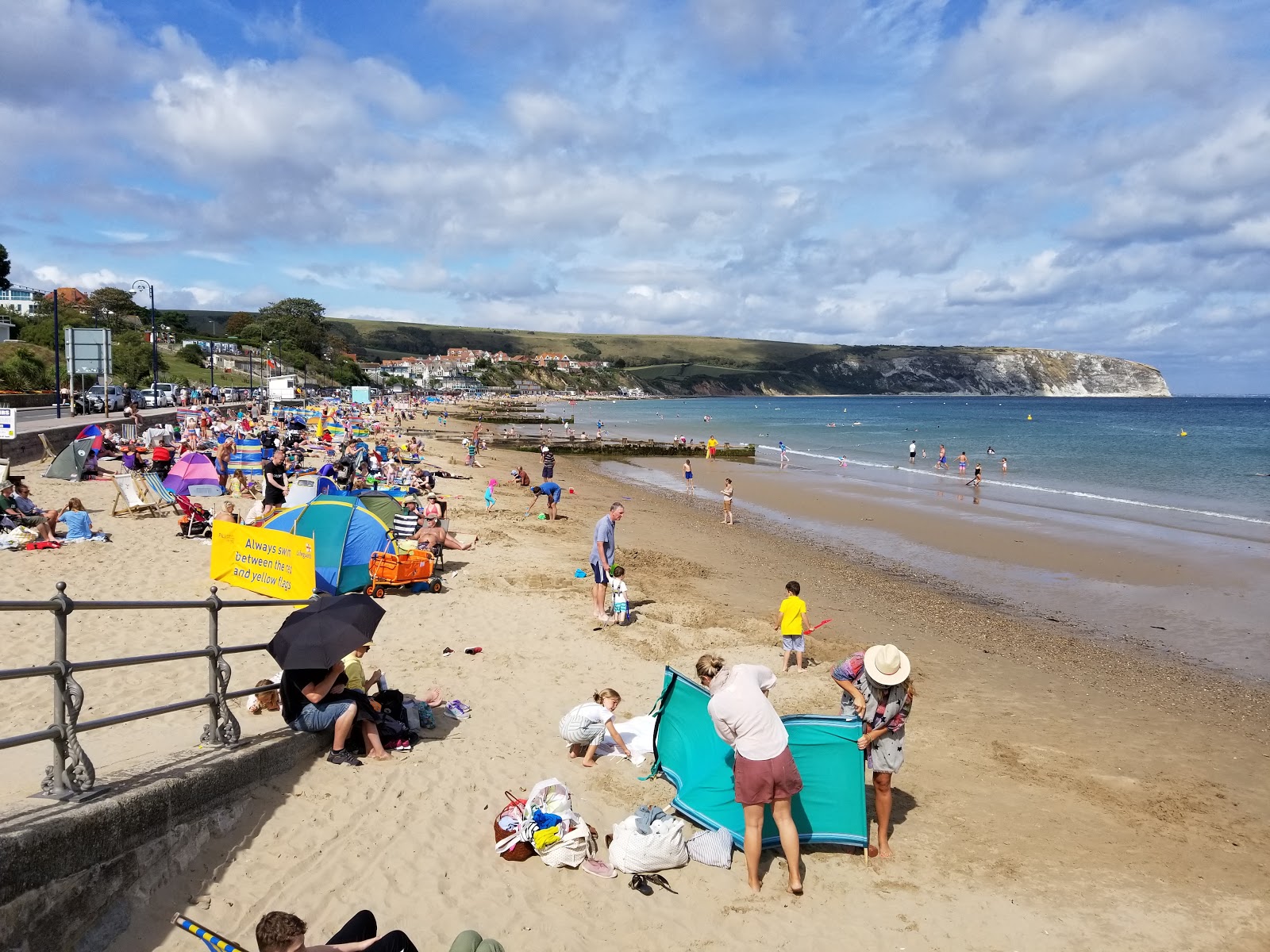 Foto af Swanage Bay med høj niveau af renlighed