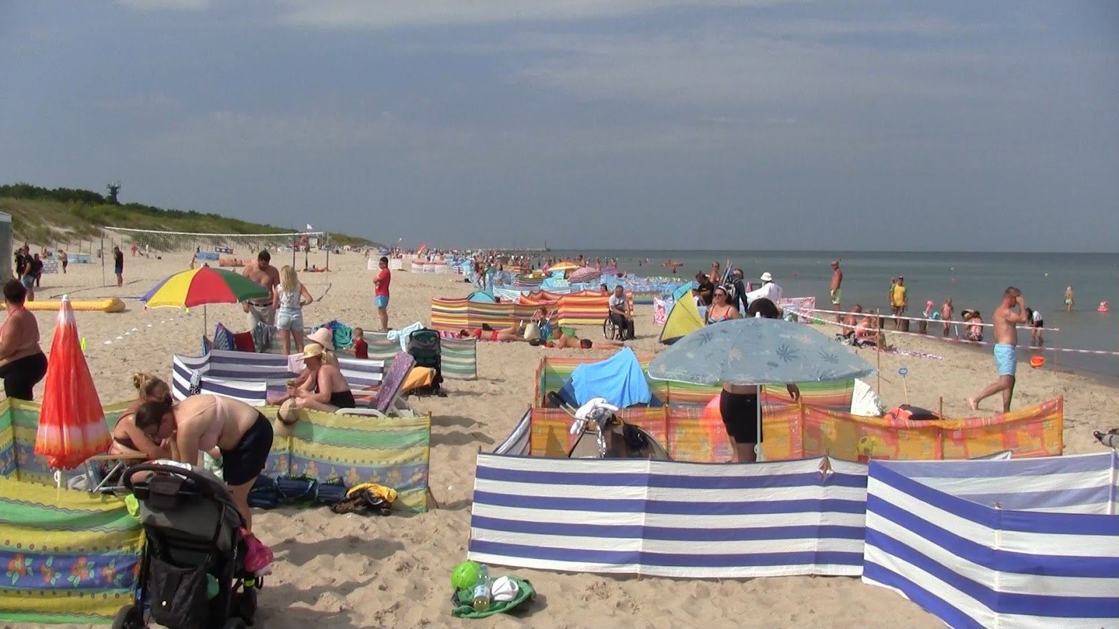 Photo of Plaza centralna Dziwnow with long straight shore