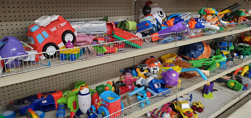 Thrift Store «South Hill Goodwill», reviews and photos, 12915 Meridian E, Puyallup, WA 98373, USA