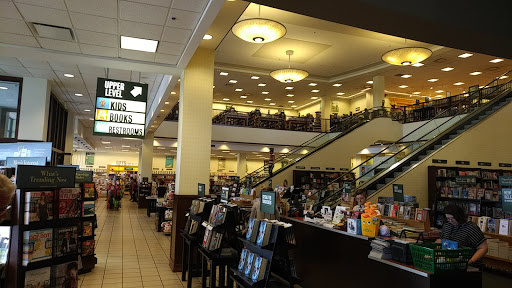 Book Store «Barnes & Noble Booksellers Ventura», reviews and photos, 4820 Telephone Rd, Ventura, CA 93003, USA