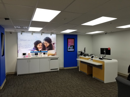 Cable Company «Cox Solutions Store», reviews and photos, 12221 Plaza Dr, Parma, OH 44130, USA