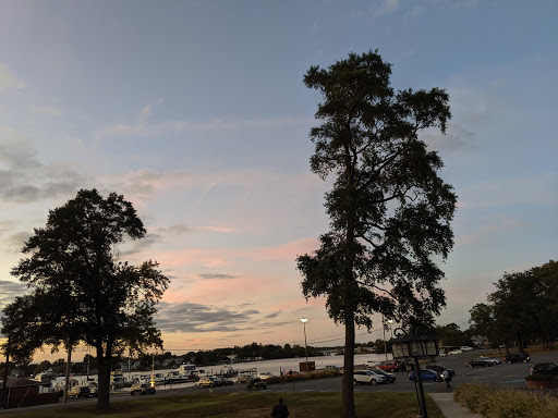 Golf Course «Sparrows Point Country Club», reviews and photos, 919 Wise Ave, Baltimore, MD 21222, USA