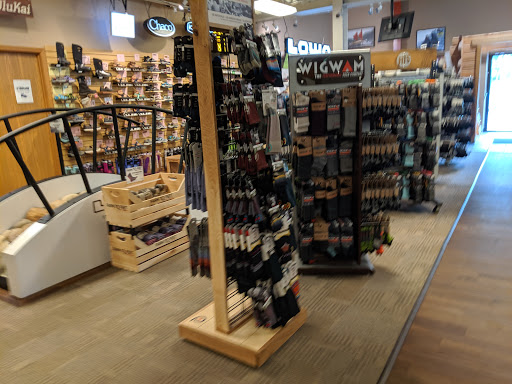 Outdoor Sports Store «Appalachian Outfitters», reviews and photos, 60 Kendall Park Rd, Peninsula, OH 44264, USA