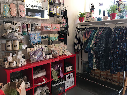 Vintage Clothing Store «Mad Mod Shop», reviews and photos, 6780 McKinley St #140, Sebastopol, CA 95472, USA