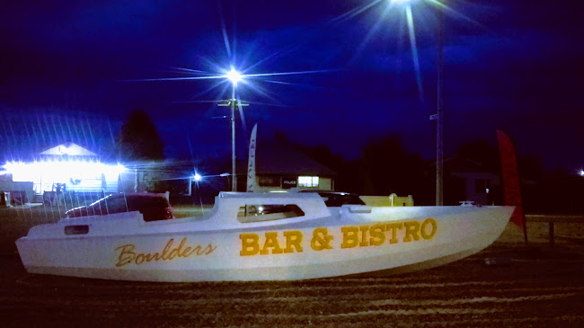Boulders Bar & Bistro - Hampden - Dunedin
