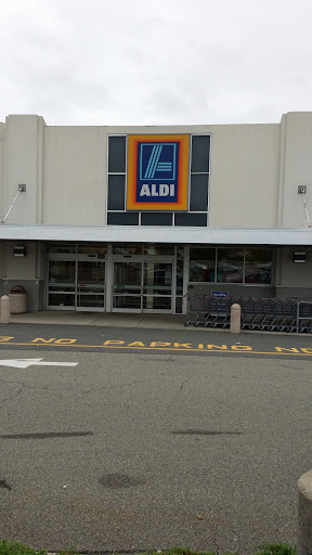 Supermarket «ALDI», reviews and photos, 1321 Centennial Ave, Piscataway Township, NJ 08854, USA