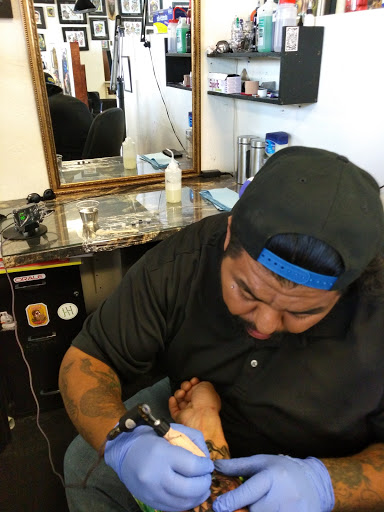Tattoo Shop «A Toda Madre Tattoos», reviews and photos, 1465 S Wells Ave, Reno, NV 89502, USA
