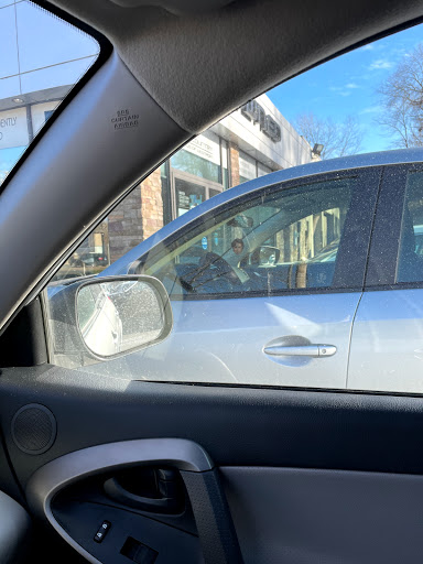 Used Car Dealer «New Country Lexus of Westport Pre-Owned», reviews and photos, 187 Kings Hwy Cutoff, Fairfield, CT 06824, USA