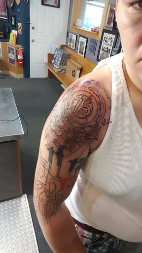 Tattoo Shop «TWIN CITY TATTOO», reviews and photos, 3131 Nicollet Ave, Minneapolis, MN 55408, USA