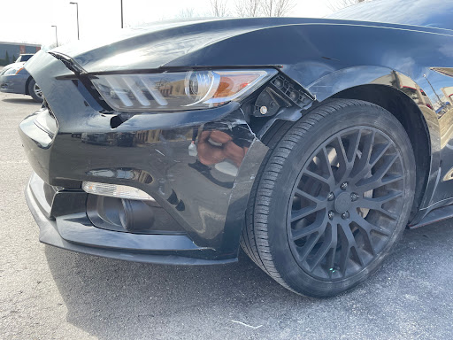 Auto Body Shop «Widener Collision», reviews and photos, 18650 Fort St, Riverview, MI 48193, USA