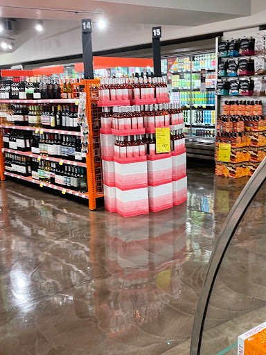 Grocery Store «Whole Foods Market», reviews and photos, 2210 Westlake Ave, Seattle, WA 98121, USA