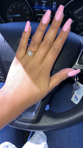 Nail Salon «T & T Nail Salon», reviews and photos, 283 E International Speedway Blvd, DeLand, FL 32724, USA