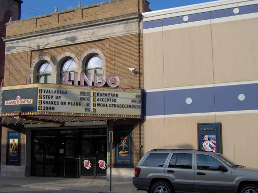 Movie Theater «Lindo Theatre: Classic Cinemas», reviews and photos, 115 S Chicago Ave, Freeport, IL 61032, USA