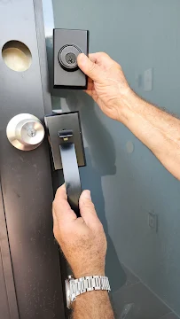 Majestic Locksmith - Car repair in Hialeah, FL, Miami - Rated 4.8/5