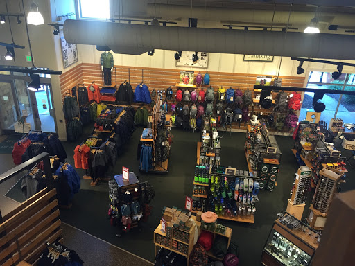 Clothing Store «L.L. Bean», reviews and photos, 1000 Ross Park Mall Dr, Pittsburgh, PA 15237, USA