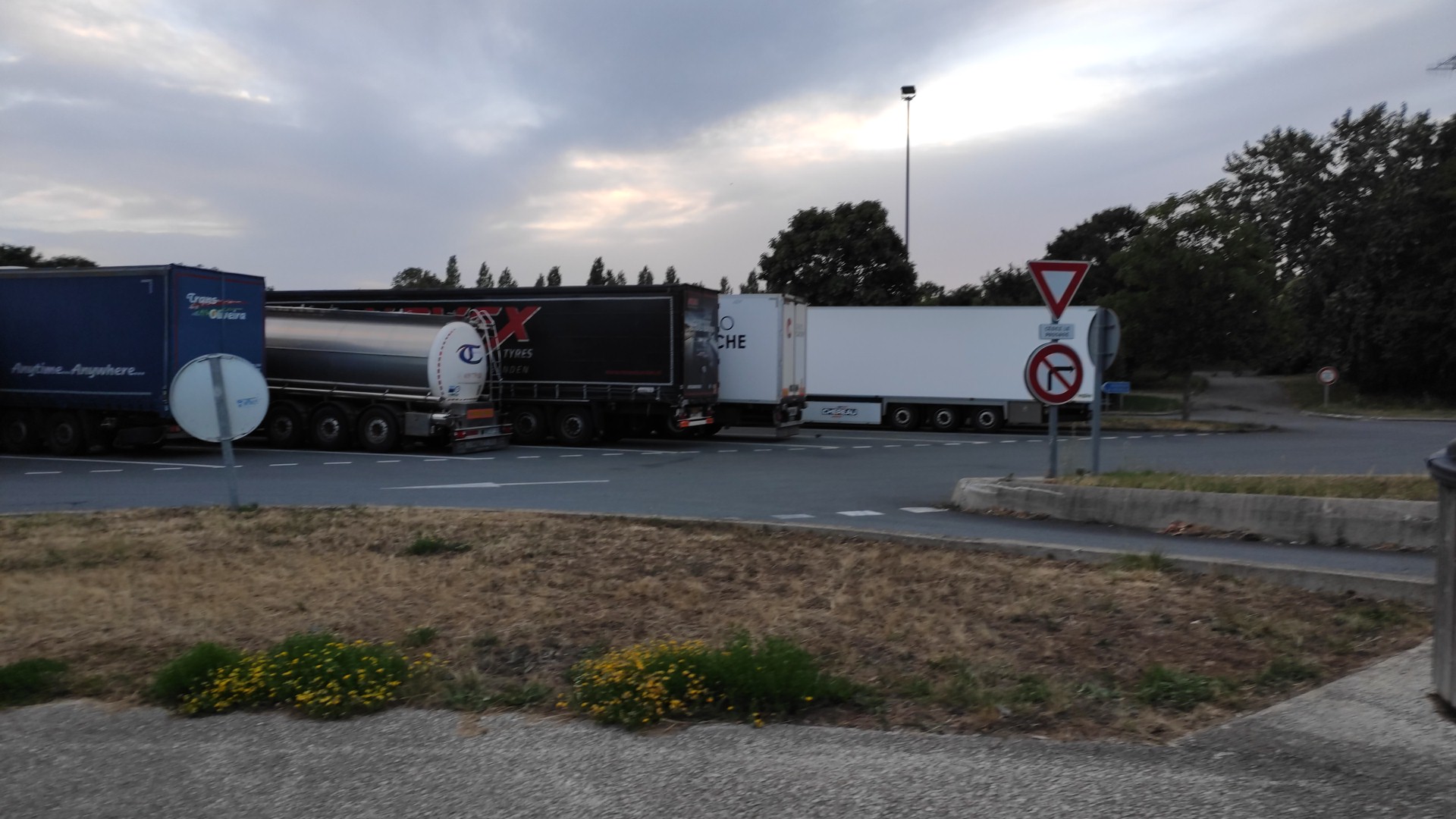 Photo n° 1 de l'avis de esref.u fait le 15/06/2022 à 19:45