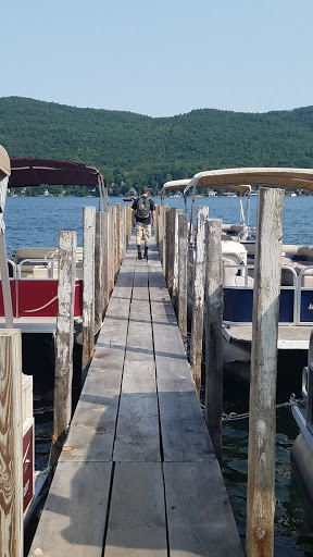 Pub «King Neptunes Pub and Night Club», reviews and photos, 1 Kurosaka Ln, Lake George, NY 12845, USA