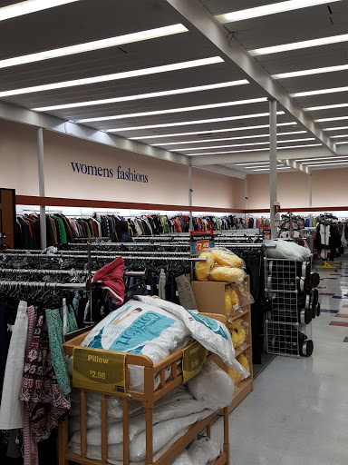 Thrift Store «Goodwill - Sherman Oaks», reviews and photos, 14760 Ventura Blvd, Sherman Oaks, CA 91403, USA
