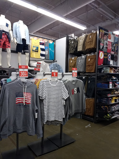 Clothing Store «Old Navy», reviews and photos, 9155 W Stockton Blvd, Elk Grove, CA 95758, USA